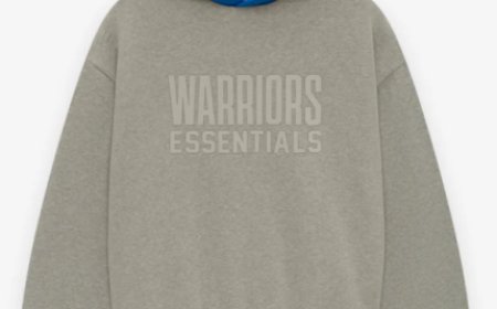 Essentials Hoodie for Men & Women – Minimal Look, Max Comfort