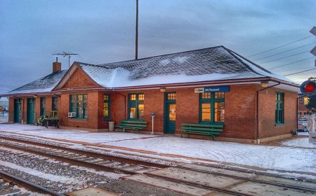 Riding the Rails Through Iowa: Discover the Charm of Amtrak Stations in Iowa